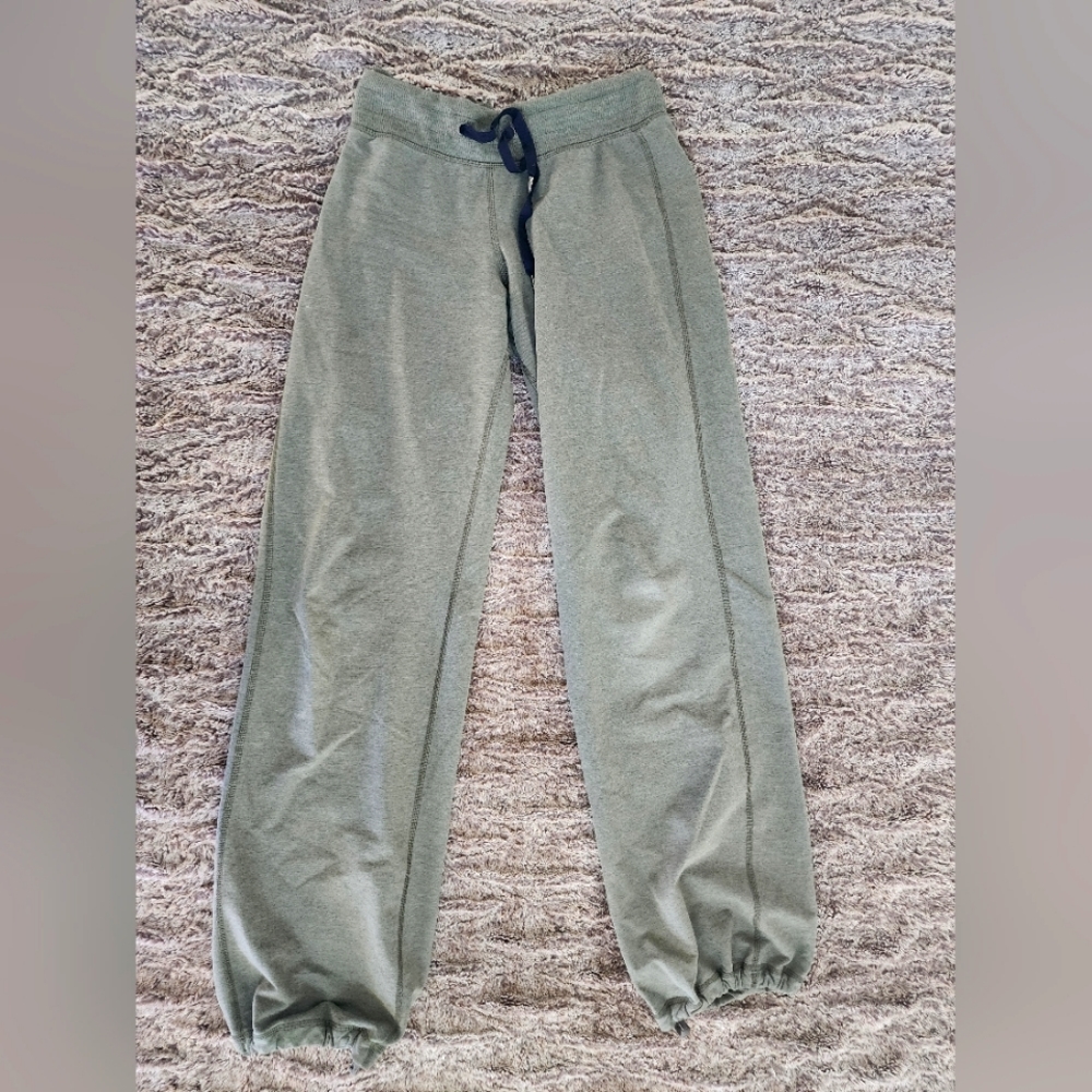 LULULEMON Geen Wide Leg Sweatpant